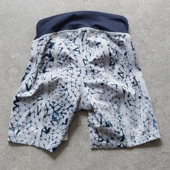 Lululemon Pedal Pace Bike Shorts w/ Padding 6 - Picture 3 of 10